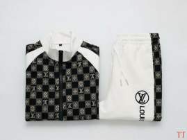 Picture of LV Sweater Suits _SKULVM-3XL20tx0340787